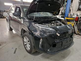 Unfallwagen Toyota Yaris Cross yaris Cross 15 hybride  automaat 27000km airbag OK start &draait 2025 2025/1