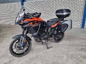 danneggiata motocicli KTM  1090 Adventure L Garmin Koffers Handvatverw. 2018/5