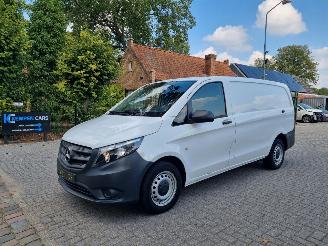 krockskadad bil auto Mercedes Vito 116 CDI Lang Navi Stoelverw Airco 2023/7
