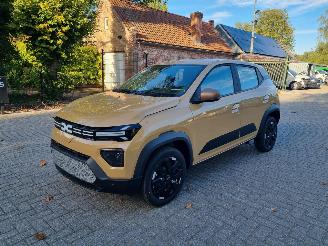 Vaurioauto  passenger cars Dacia Spring 65 Navi Airco 2025/7