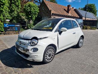 Vaurioauto  passenger cars Fiat 500 1.0 Hybrid Dolcevita Pano 2024/5