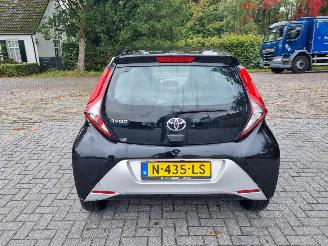 Toyota Aygo 1.0 X-Play Airco Camera picture 3