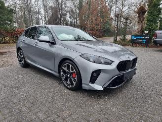 krockskadad bil auto BMW 1-serie 120i Aut. Mpak Shadowline 2025/5