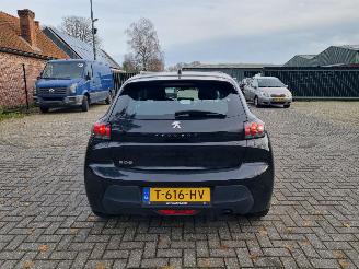 Peugeot 208 1.2 PureTech picture 4