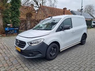 krockskadad bil bedrijf Mercedes Citan 108 CDI Airco Schuifdeur 2022/4