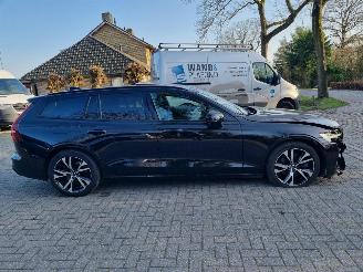 Volvo V-60 B4 Plus Dark Aut Pano Stoelver Led picture 6