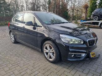skadebil auto BMW 2-serie 225xe Active Tourer Pano Navi Led 2015/12