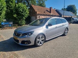 Vaurioauto  passenger cars Peugeot 308 Puretech 130 GT Line Pano 2021/2