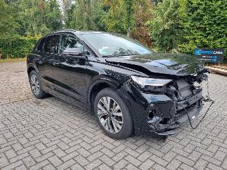 damaged passenger cars Audi Q4 45 Quattro 82KWH Stoelverw Navi 2024/12