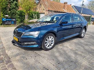 skadebil auto Skoda Superb 1.5 TSI Bussines Navi Stoelverw. 2022/6