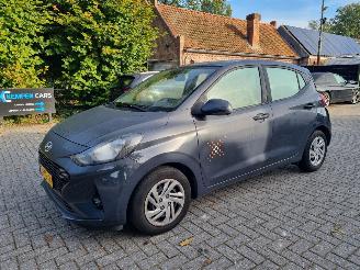 uszkodzony samochody osobowe Hyundai I-10 1.0 Comfort Airco 2024/4