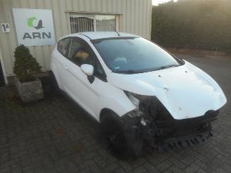 Démontage voiture Ford Fiesta sport 2010/1