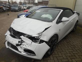 Coche siniestrado Opel Cascada  2014/9