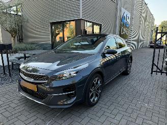 Schadeauto Kia Xceed T-GDI DAMAGE FREE / FULL OPTIONS! 2021/6