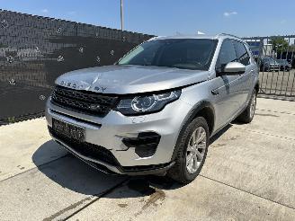 skadebil auto Land Rover Discovery Sport 2.0 TD4 CAMERA/LINEASSIST/LED/LEDER/VOL! RIJDBAAR! 2015/12