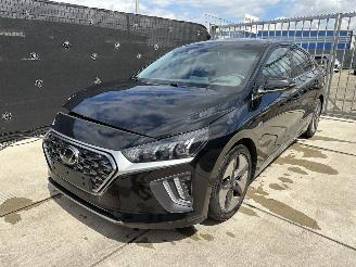 Auto incidentate Hyundai Ioniq 1.6 GDI FACELIFT | CAMERA | XENON-LED | AMBIENT LIGHT | CRUISE CONTROL 2020/10