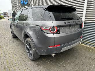 Land Rover Discovery Sport 2.0 TD4 PANO/CAMERA/LEDER/TREKHAAK/MERIDIAN/LED/RIJDBAAR! picture 5