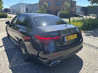 Mercedes C-klasse C220d AMG/RADAR/LEDER/360CAM/BOMVOL SCHADEVRIJ! DAMAGED FREE! picture 3