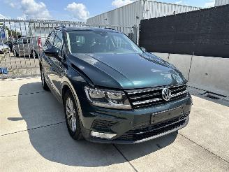 Damaged car Volkswagen Tiguan 1.4 TSI DSG | NAVI | APP-C | LED | PARKING SENSORS | STOELVERW. | CLIMATE | ACC 2017/8
