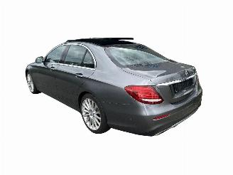 skadebil auto Mercedes E-klasse 200 AMG PANO/LED/19INCH 2016/11