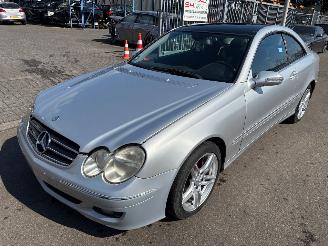 Démontage voiture Mercedes CLK  2006/1