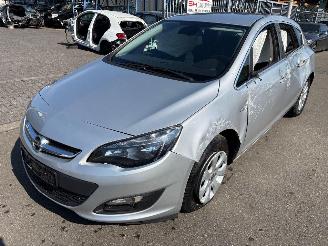 Auto da rottamare Opel Astra  2014/1