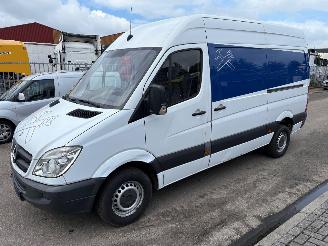 Salvage car Mercedes Sprinter  2011/1