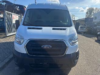 Ford Transit  picture 3