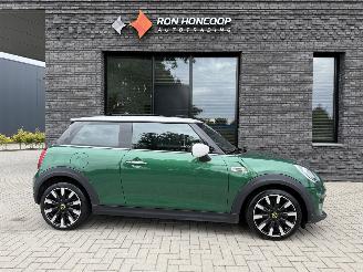 Vaurioauto  passenger cars Mini Cooper S Electric 184PK Aut. PANO FULL OPTIONS! 2020/8