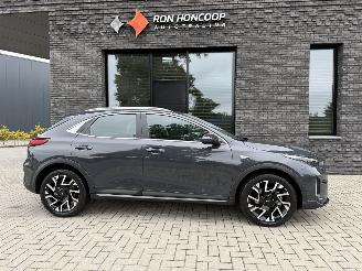 Vaurioauto  passenger cars Kia Xceed 1.5 T-GDI 140PK DCT7 VISION 2025/2
