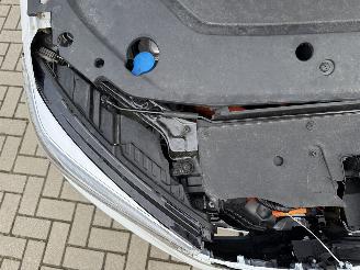 MG MG5 Electric Long Range 61kWh 157PK Aut. Luxury picture 38