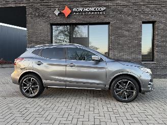 Voiture accidenté Nissan Qashqai 1.3 DIG-T 160PK Aut. TEKNA PLUS PANO VOL! 2020/9