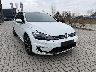 Volkswagen e-Golf E-DITION 136PK Aut. CAM NAV XENON picture 6