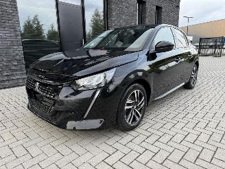 Peugeot 208 1.2 PureTech 101PK Allure picture 3