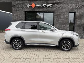 Damaged car Maxus eUNIQ 6 EV 70kWh 177PK Aut. LIMITED PANO VOL! 2023/7