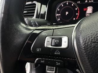 Volkswagen Golf 1.5 TSI DSG R-Line picture 19