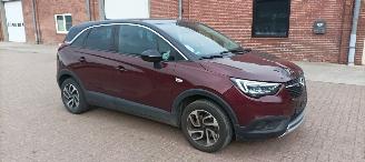 skadebil auto Opel Crossland 1.2-Turbo 110pk Automaat Full-Led koplampen Navigatie Led achterlichten Cruisecontrol stoelverwarming regensensor dimmende binnenspiegel Trekhaak Mistlampen Sportvelgen 2018/4
