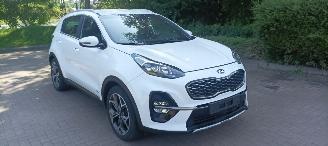 skadebil auto Kia Sportage 2.0-GT 185pk Diesel MHEV Automaat 4WD Leder JBL Dab audio Stoelverwarming Stoelventilatie Full-Led koplampenLed achterlichten Cruisecontrol Dimmende binnenspiegel Trekhaak CruiseControl 4xStoelverwarming Blindspot Systeem 360 Camerasysteem Elektrische ach 2019/12