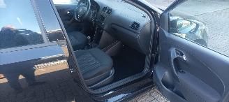 Volkswagen Polo Bj:3-2016 1.4TDI euro-6 Climatecontrol Stoelverwarming Regensensor FrontRadar Leren Stuurwiel elektrische ramen Elektrische-spiegels met verwarming Centrale vergrendeling met afstandsbediening Start-Stop systeem picture 18