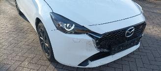 Mazda 2 Bj: 12-2023 1.5 Automatik Climatecontrol CruiseControl Stoelverwarming Lichtautomaat Privacyglas Stuurwiel met verwarming Achteruitrijcamera parkeersensoren Apple CarPlay MirrorLink Led verlichting Dab-audio picture 31