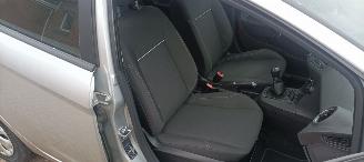 Ford Fiesta Bj: 6-2016 1.5 TDCI euro-6 Airconditioning stoelverwarming Led verlichting Elektrische ramen Elektrische-spiegels automatisch inklapbare buitenspiegels Parkeersensoren voor & Achter picture 20