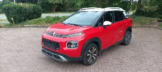 Damaged car Citroën C3 Aircross 1.2-Turbo 110pk Automaat Navi Led Climatecontrol CruiseControl Stoelverwarming Lichtautomaat Privacyglas Regensensor Blindspot systeem  automatische dimmende binnenspiegel Parkeersensoren Trekhaak 2018/10