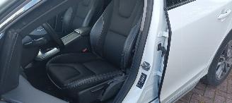 Volvo V-60 Cross-Country 2.4-Automaat 190pk 4x4 Navigatie Xenon Leder Climatecontrol CruiseControl Stoelverwarming Lichtautomaat cruisecontrol Privacyglas Led Dagrijverlichting Led achterlichten  Trekhaak picture 23