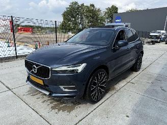 Schadeauto Volvo Xc-60 2.0 B5 Momentum Exclusief -PANO-AUTOMAAT-NAVI-LEDER 2021/8