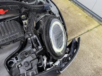 Mini Clubman 1.5 Cooper Buss Edition PANO-KEYLESS-NAVI-LED picture 17