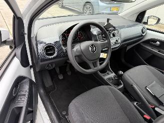 Volkswagen Up! 1.0 picture 3