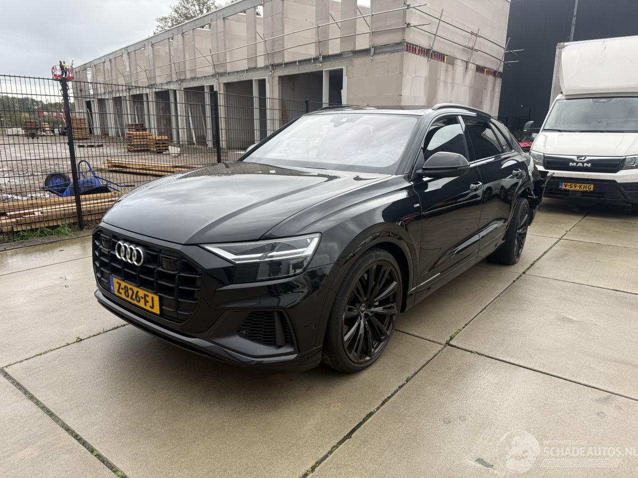 Audi Q8 55 TFSI e QUATRO S-LINE -PLUG IN HYBRID -CAMERA-KEYLESS-LUCHTVERING
