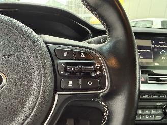 Kia e-Niro ExecutiveLine 64 kWh-NAVI-CAMERA-PDC picture 16