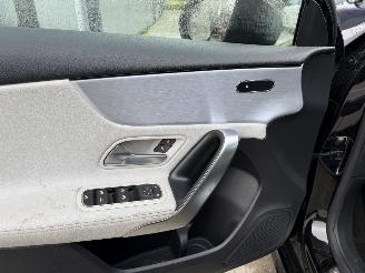 Mercedes A-klasse 220 Premium Plus AMG-PANO-NAVI-PDC picture 13