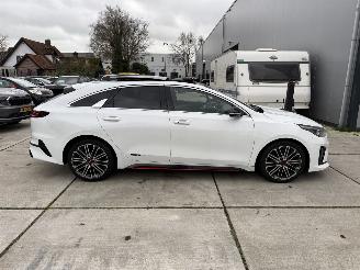 Kia Proceed 1.6 T-GDI-GT AUTOMAAT-PANO-CAMERA-NAVI-PDC picture 7